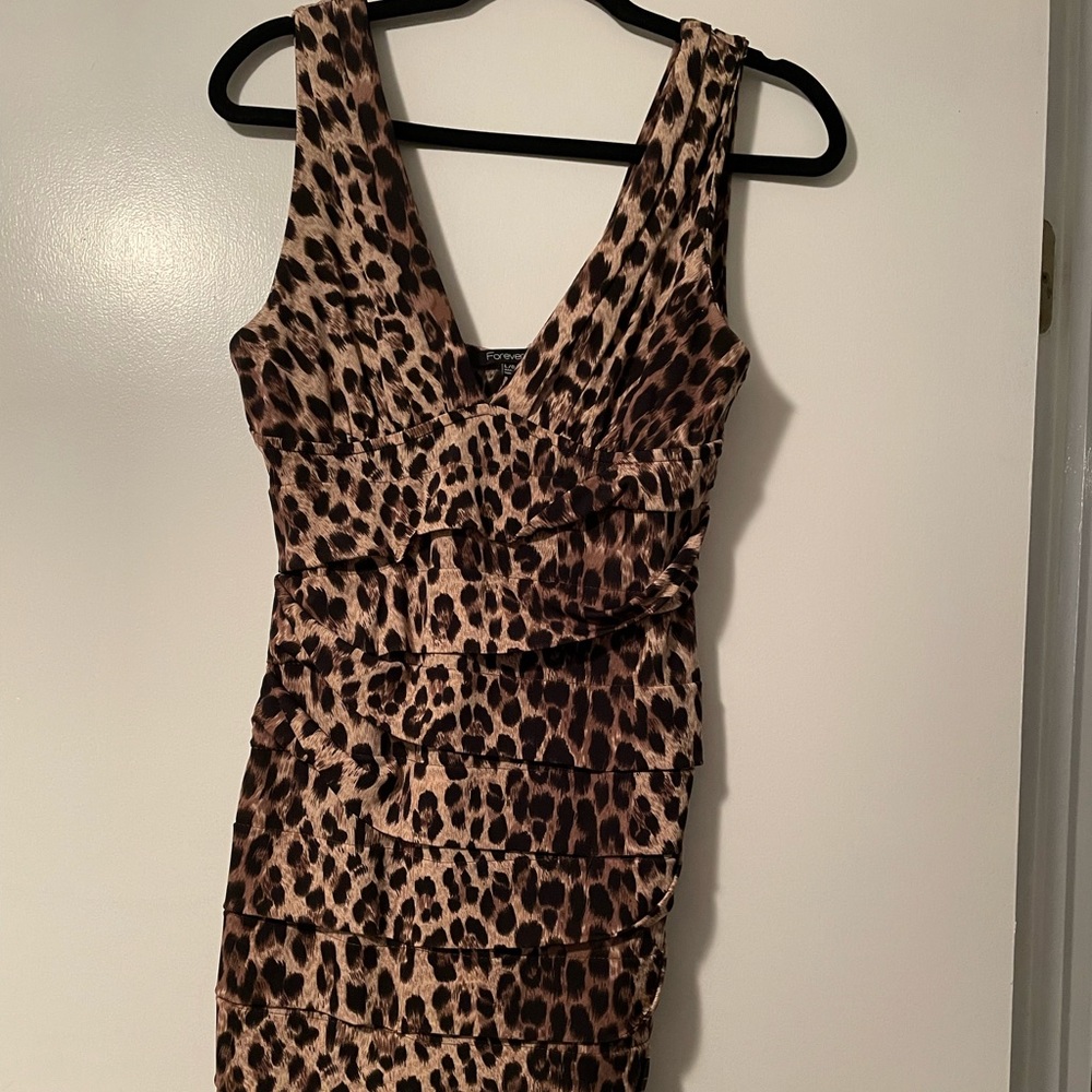Forever 21 leopard dress